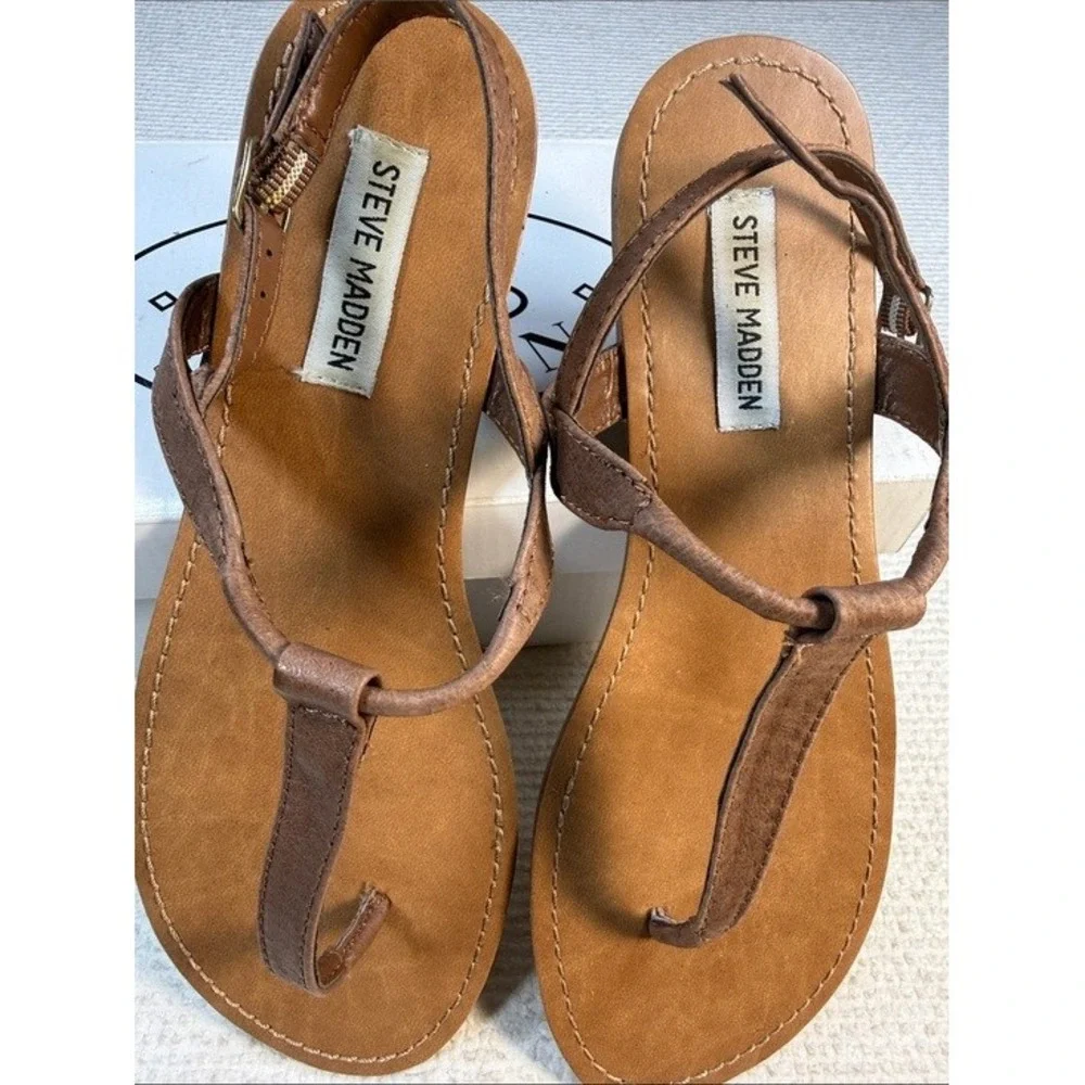 Steve Madden P-Debbi T-Strap Sandal Cognac Brown Women's Leather Flat 8